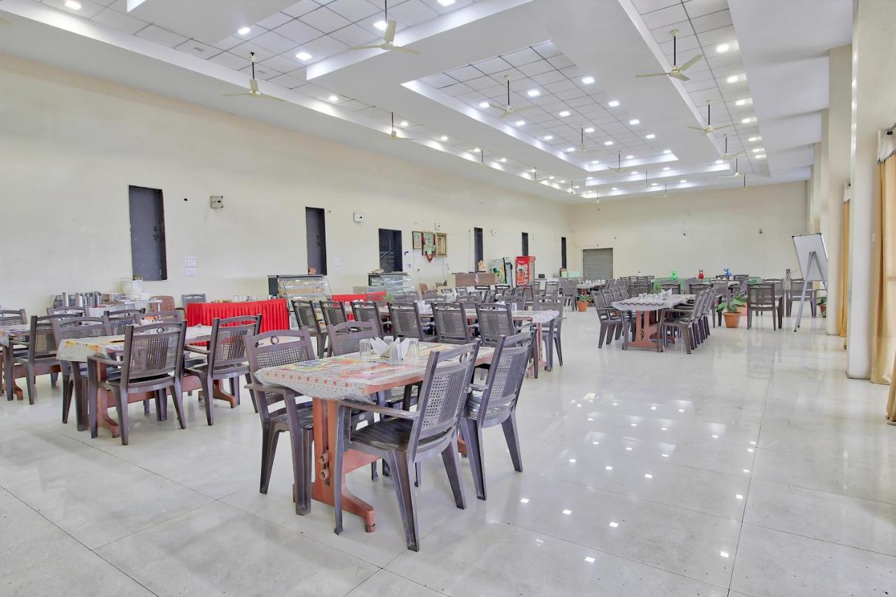 Oyo 61311 Maharaja Agrasen Resort And Lodging Buldhana Bagian luar foto